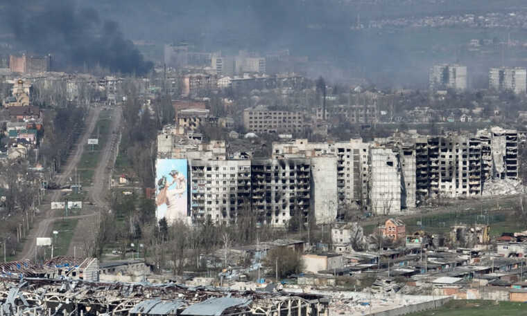 ЗСУ просуваються на північному та південному флангах Бахмуту