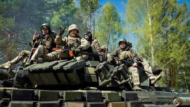 Свій серед своїх. Українське суспільство і військо після перемоги