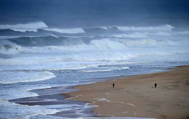В Італії затонув туристичний човен з більш ніж 20 людьми на борту