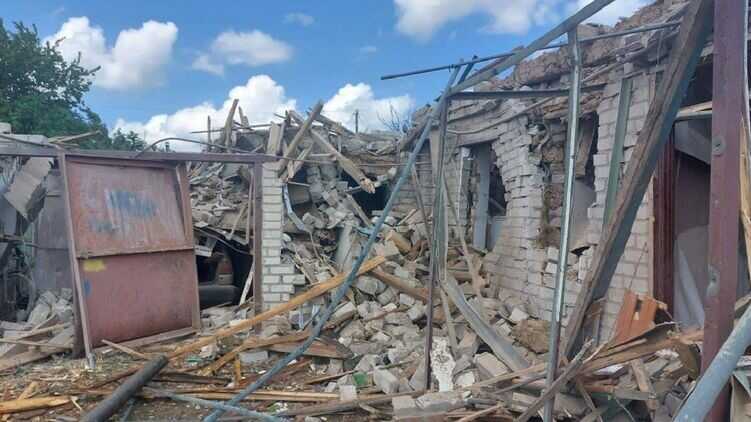 Внаслідок обстрілу Дніпропетровської області два приватні будинки зруйновано, 30 отримали пошкодження