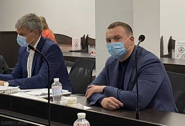 Гладковський-молодший виїхав за кордон, його справу продовжують слухати