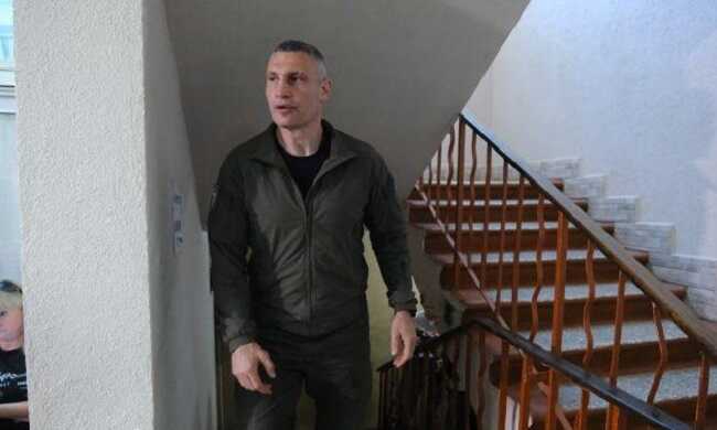 Закрите укриття поліклініки. Кличко просить усунути голову Деснянського району