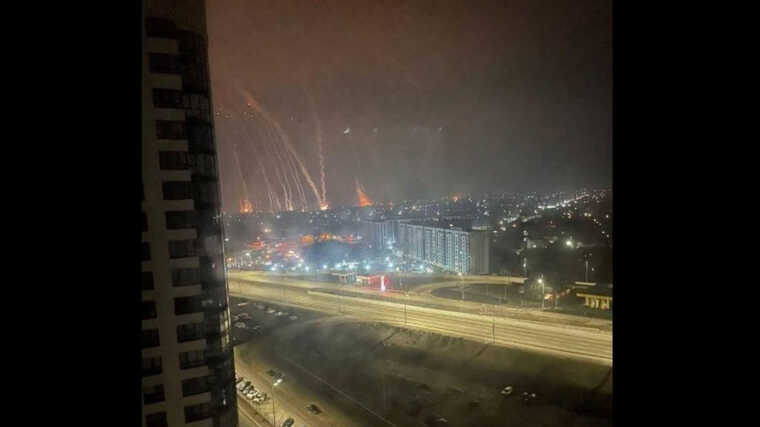 Окупанти вночі запустили по Києву 20 ракет, усі збили сили ППО