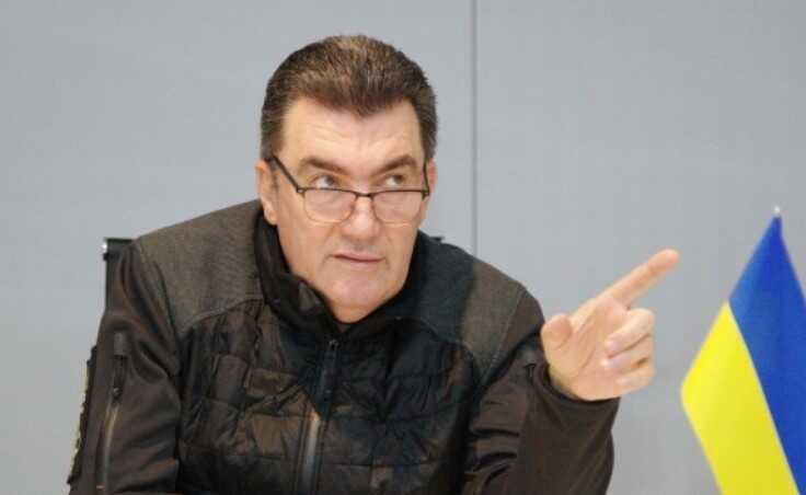 "Відправляють на російські болота": Данилов розповів, як із України виганяють агентів ФСБ