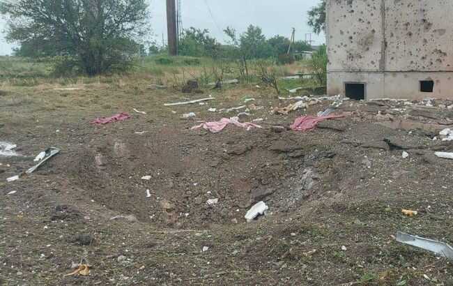 Окупанти скинули дві авіабомби на Херсонську область, одна впала біля дитсадка