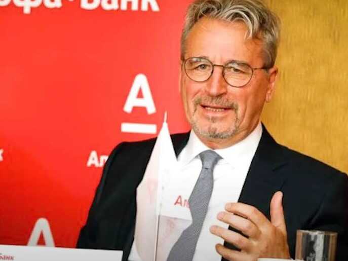 Президент путінського "Альфа-банку" спокійно відпочиває на Лазурному березі та має там елітну нерухомість