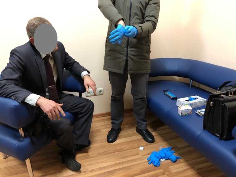 У Черкасах керівника поліклініки виправдали від звинувачень у корупції