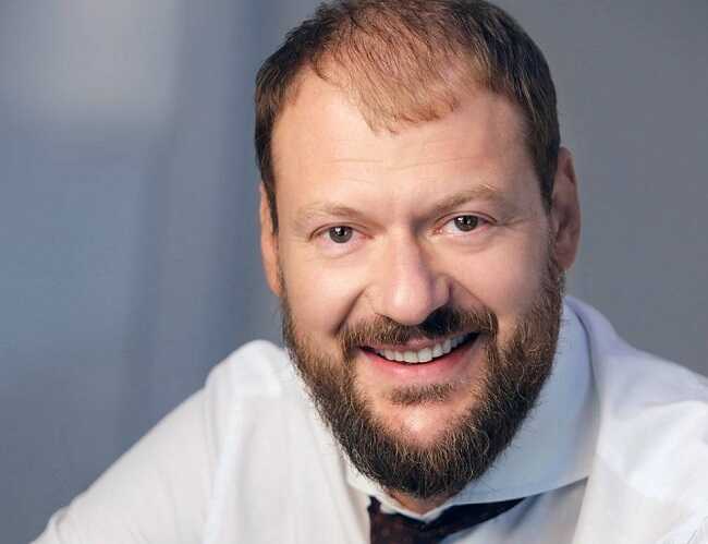 Ексліквідатор «Чорноморського пароплавства» та «Одеської ТЕЦ» ховається від суду в Нацгвардії