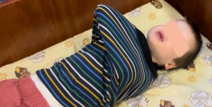 В інтернаті в Дніпрі інспектори знайшли дитину, що лежала зі зв’язаними руками, – Лубінець