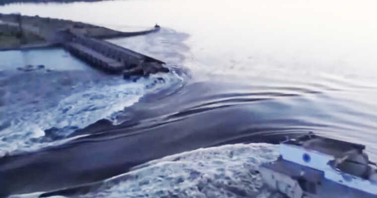   쳿        ,  Bloomberg