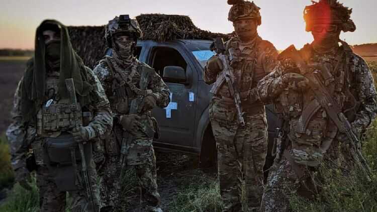 Минные поля и маневрирование оккупантов – причина медленного контрнаступления, – Sky News