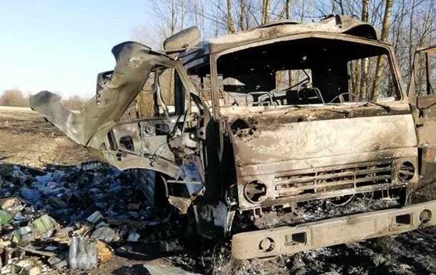 Вражеский грузовик с боеприпасами наехал на мину