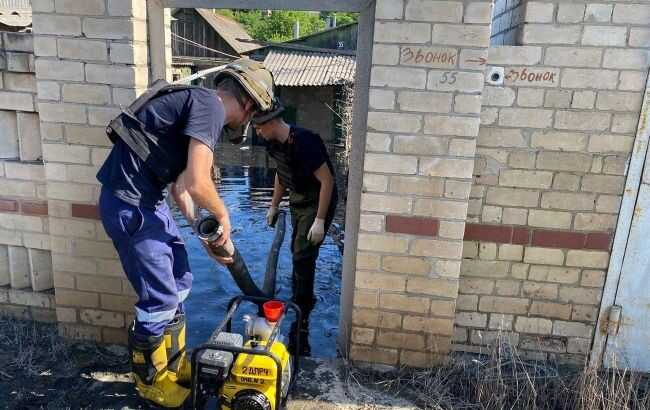 Підтопленими залишаються понад 40 населених пунктів, - ДСНС про наслідки підриву ГЕС