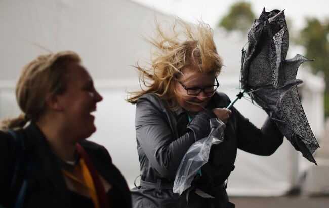 На Україну насувається негода: Град та шквали