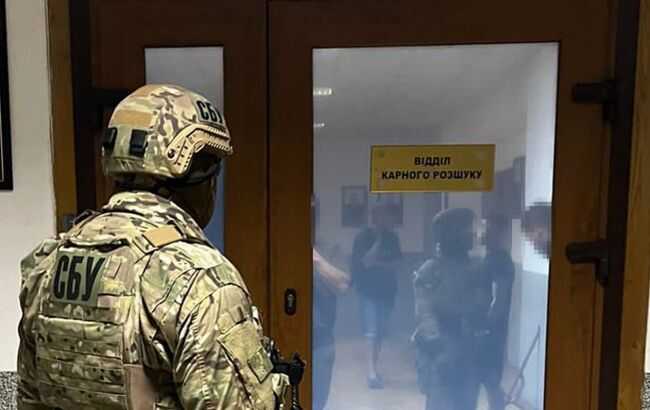 СБУ ліквідувала наркобанду в Дніпрі, яку "кришували" правоохоронці