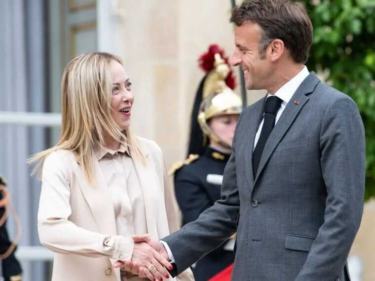 Макрон и Мэлони договорились о дальнейшей поддержке Украины в войне