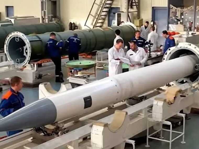 СБУ повідомила про підозру олігарху, який постачав українську титанову сировину для виробництва "Калібрів"