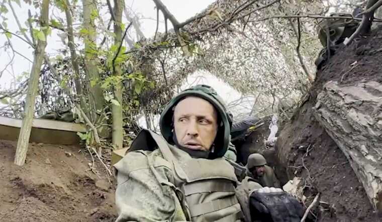 "Зрозуміли, куди потрапили?" Бійці 127-ї бригади ТрО хитрощами взяли в полон трьох окупантів