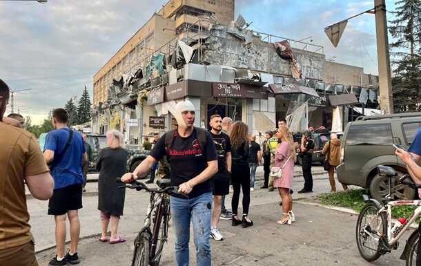 Жертви ракетного удару по Краматорську - українська письменниця Амеліна і троє громадян Колумбії