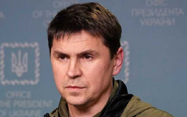 Подоляк оценил, есть ли угроза для Украины после переброски "вагнеровцев" в Беларусь