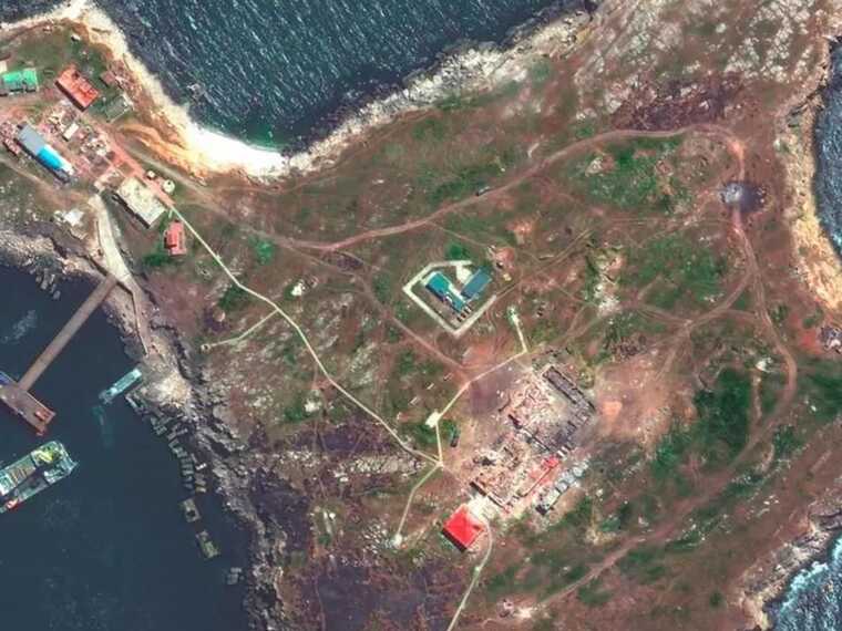 "Ми їх дотисли": Буданов пояснив виключну важливість звільнення Зміїного і розкрив деталі операції