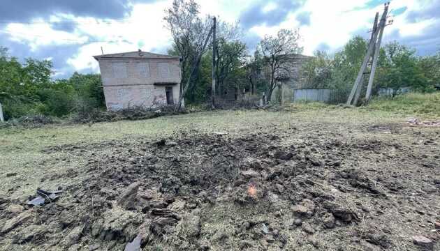 Оккупанты запустили по Херсонщине радиоуправляемую бомбу и обстреляли ферму