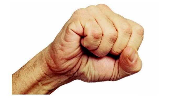 В Умані штаб-сержанта покарали за побиття двох підлеглих