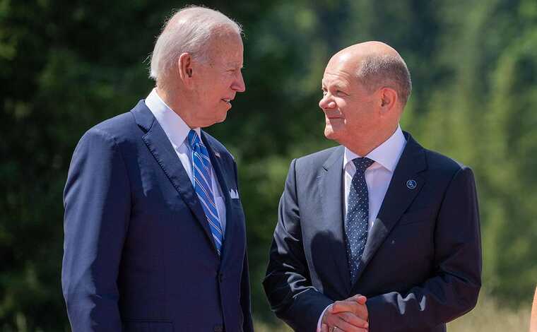 Байден та Шольц обговорили підготовку до саміту НАТО