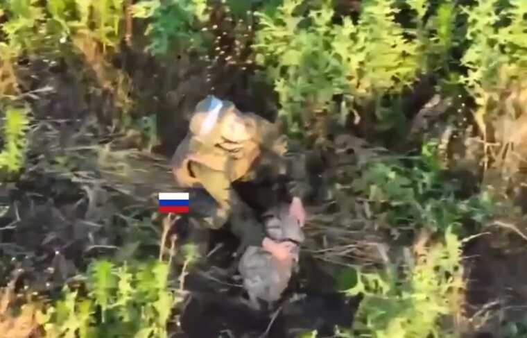 Російський окупант здався в полон дрону ЗСУ