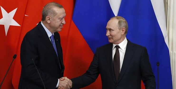 "Можуть етапувати до Гааги": терорист Гіркін не радить Путіну їхати до Туреччини