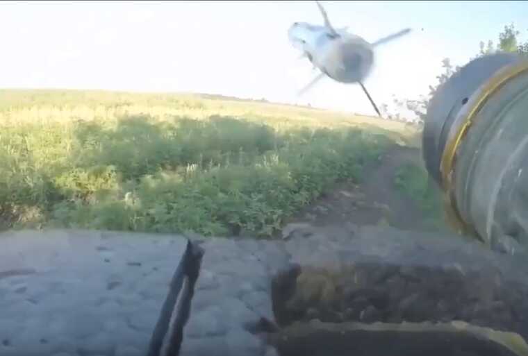 Українські військові за добу на різних ділянках фронту знищили два російських танки Т-80