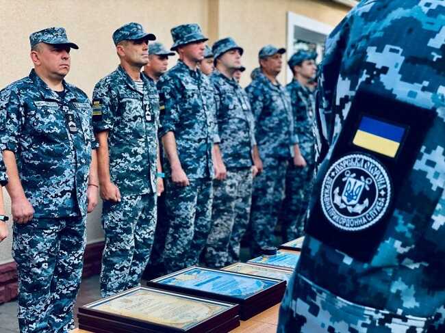 Заступника начальника Морської прикордонної охорони арештували за торгівлю гуманітаркою