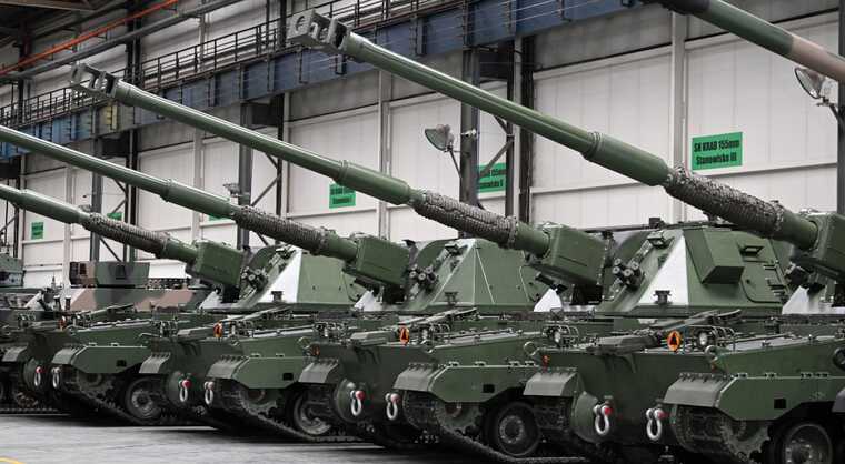 "Гостра потреба України у постачанні оголює оборонну промисловість Європи", - Financial Times.