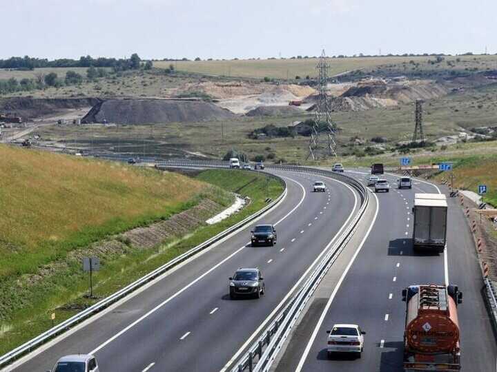 Дим видно за багато кілометрів: нові подробиці вибухів на військовому полігоні у Криму