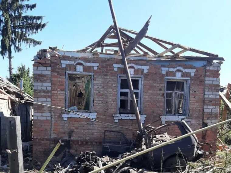 Окупанти завдали масованого удару по Козачій Лопані на Харківщині