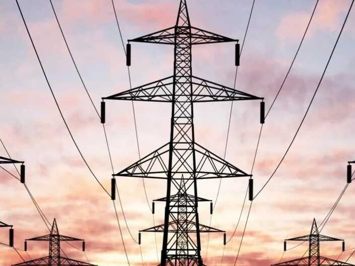 Украинцы рекордно нарастили потребление электричества: система работает на грани