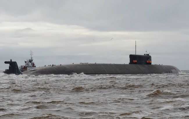 Окупанти вивели на чергування у Чорне море ракетоносій: скільки на ньому "Калібрів"