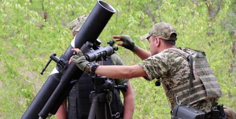 Українські прикордонники під Бахмутом атакували позиції окупантів із мінометів