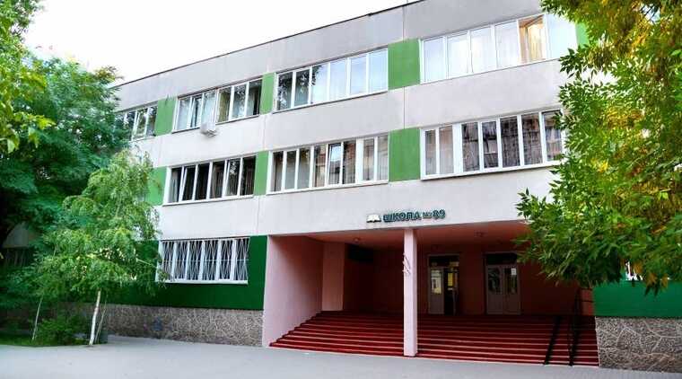 В Одессе чиновники горсовета украли средства при ремонте школьного укрытия