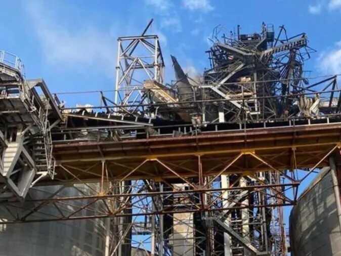 Збитки від обстрілів українських портів: Окупанти знищили 180 тис. тонн зерна