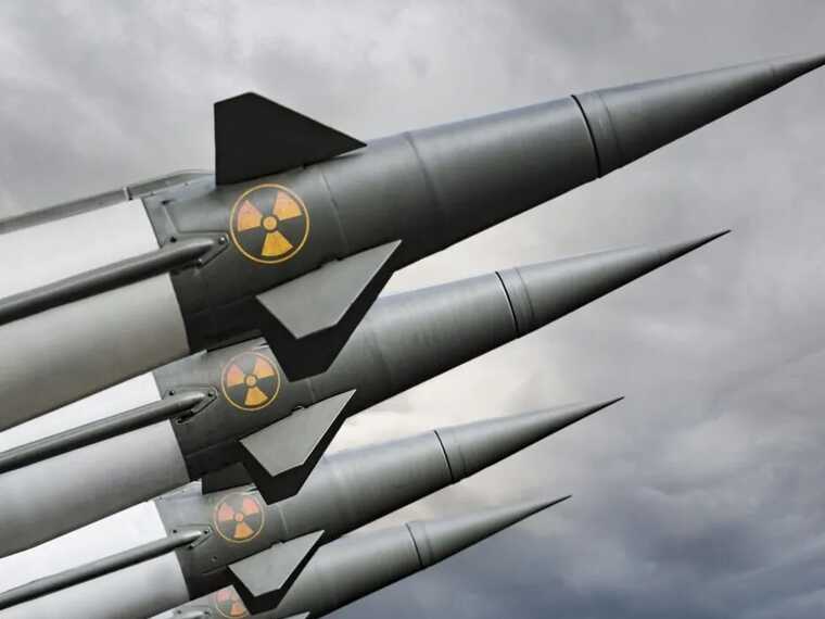 Китай несподівано змінив керівництво ядерних сил