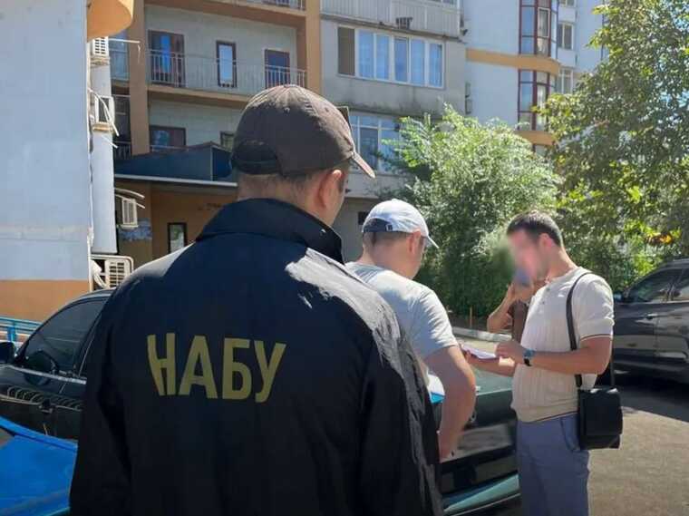 Судді з Одеси оголосили підозру: брав хабарі за ухвалення "потрібних" рішень