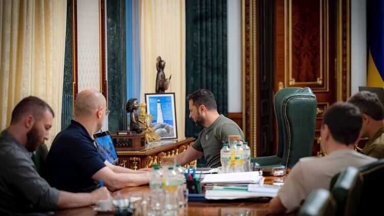 Зеленський заявив про низку заходів для відновлення роботи "зернового коридору"