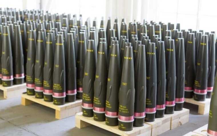 За стандартами НАТО: Україна налагодить випуск 155-мм снарядів до кінця року, — Камишин