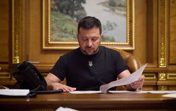 Зеленский заявил об увольнении всех областных "военкомов"