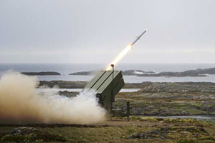 Оккупанты выпустили 4 ракеты в направлении аэродрома: одну сбили Силы обороны