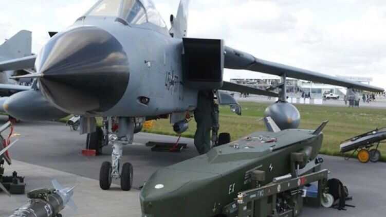 У Німеччині спростували повідомлення ЗМІ про плани передати Україні далекобійні ракети Taurus