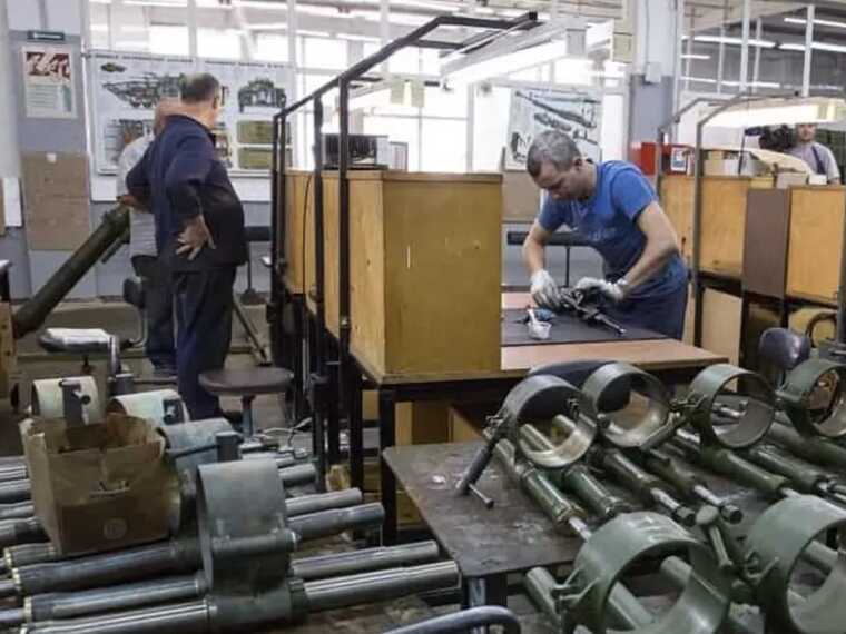 Українське виробництво зброї має стати частиною ОПК НАТО, – Дмитро Кулеба