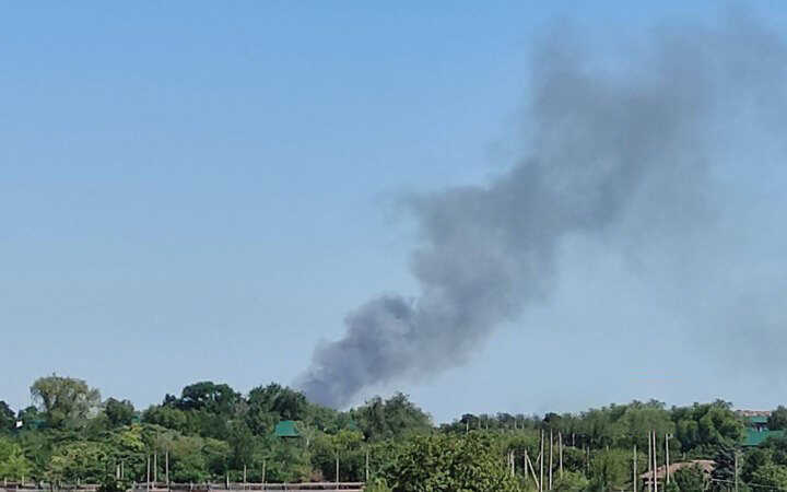 В Мариуполе партизаны подожгли базу окупантов, - советник мэра