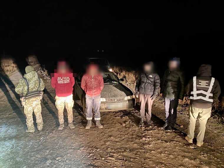 Ухилянтів, спійманих на кордоні, вистачило б на 5 бригад ЗСУ, - FT